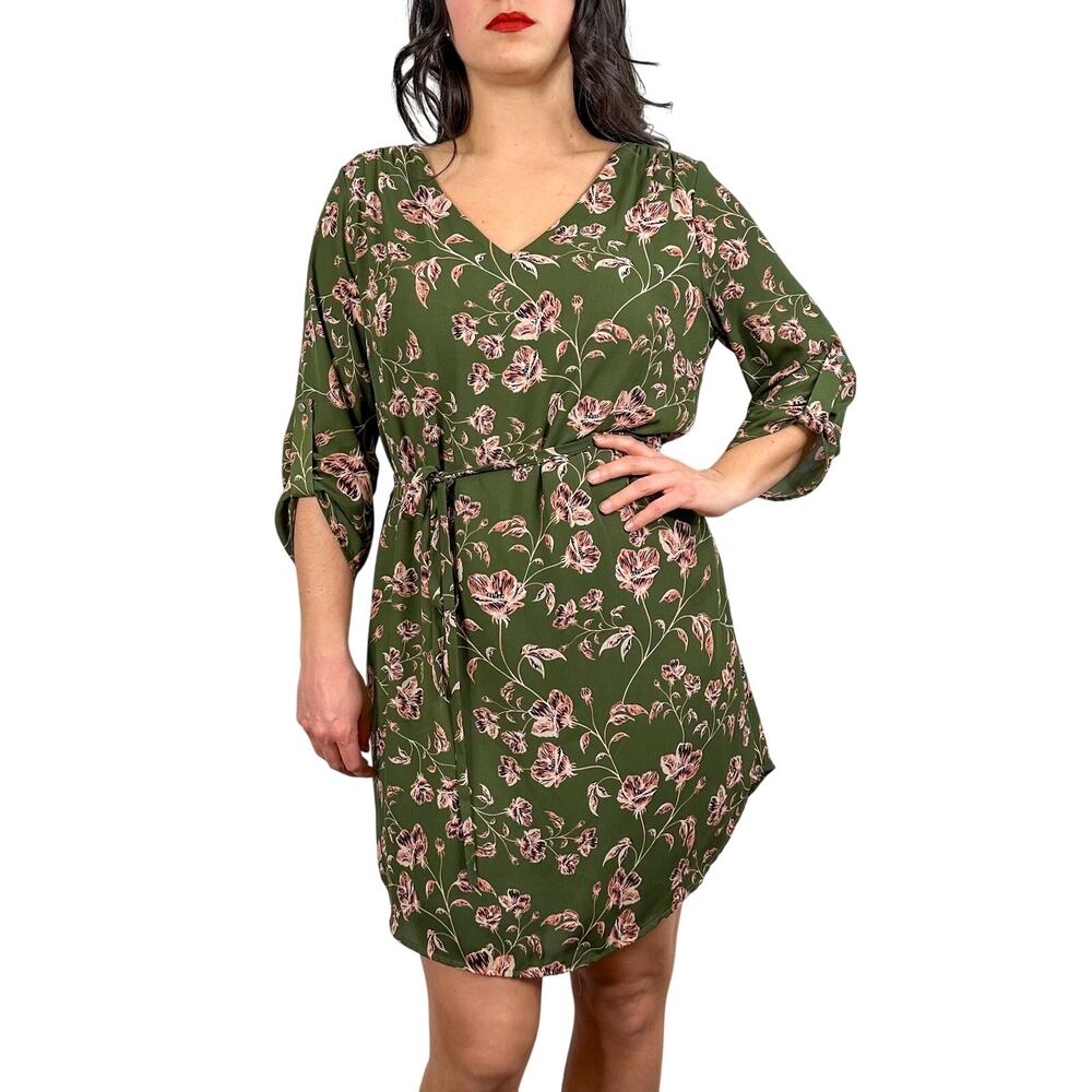 Verse Green Floral Roll Tab Sleeve Shift Dress
